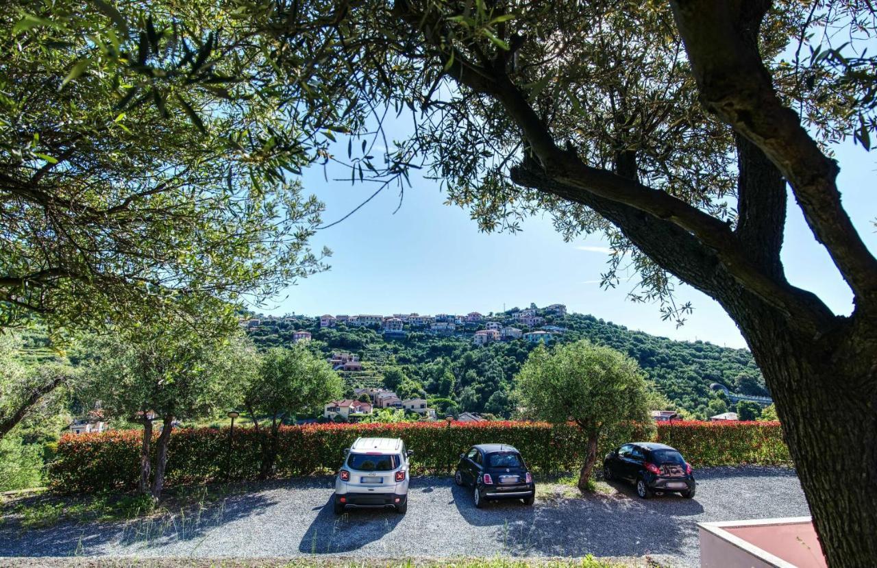 Villa Zafferano Suites Celle Ligure Exterior photo